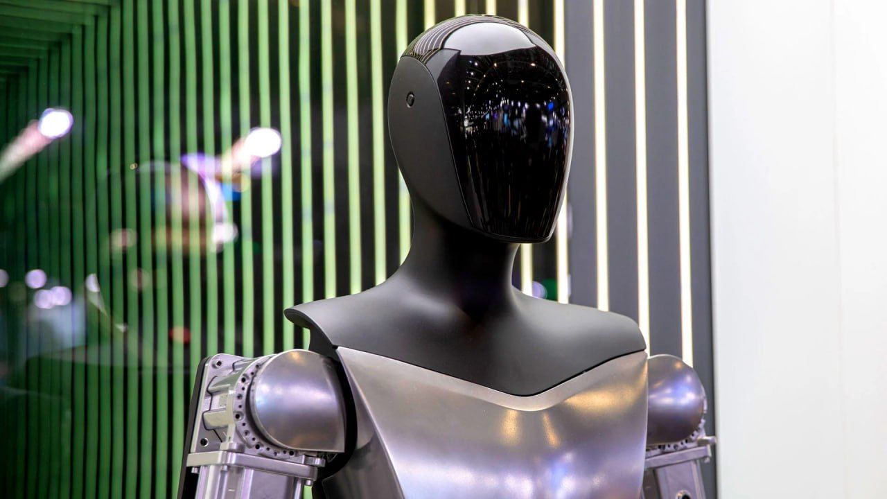 Tesla отстаёт от графика производства роботов Optimus