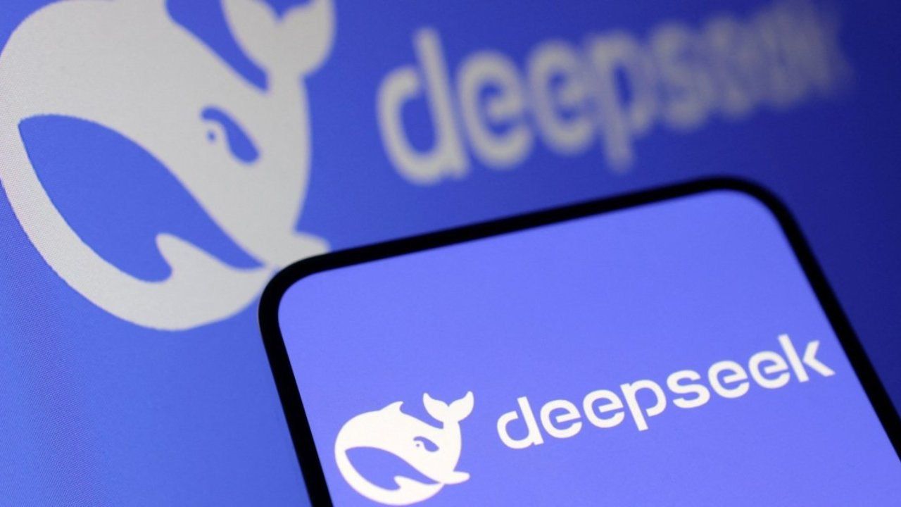 DeepSeek представила гибридную модель V3.1 с новыми режимами работы