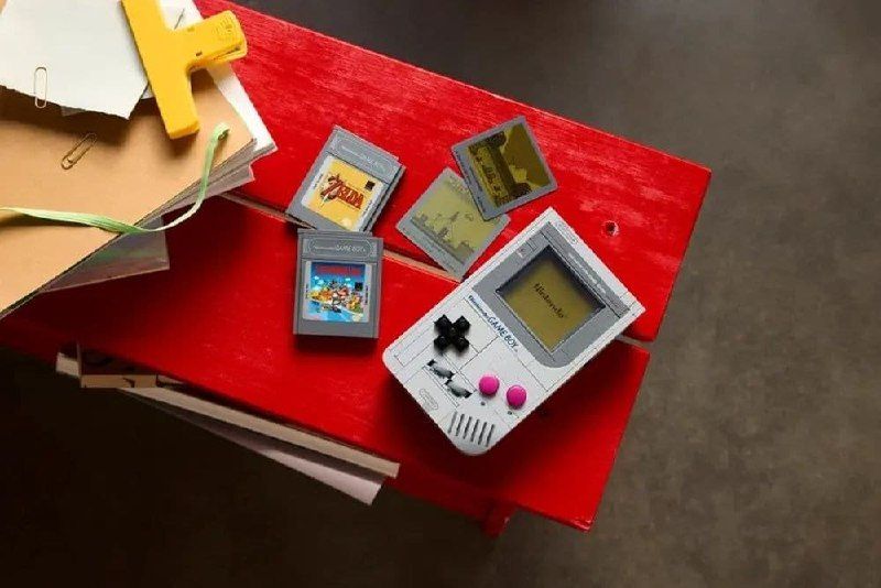 LEGO Game Boy: детализированная реплика культовой консоли с точным воспроизведением внутренних компонентов